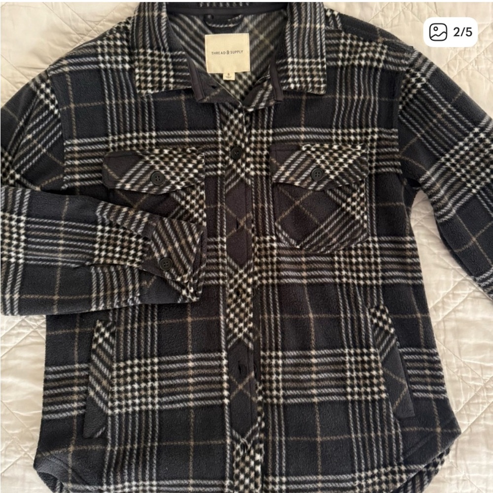 Thread & Supply Plaid Polar Fleece Shacket- size large - Picture 3 of 3